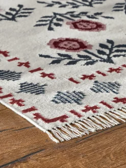 Hot Joules Attingham Floral Wool Klim Rug Multi